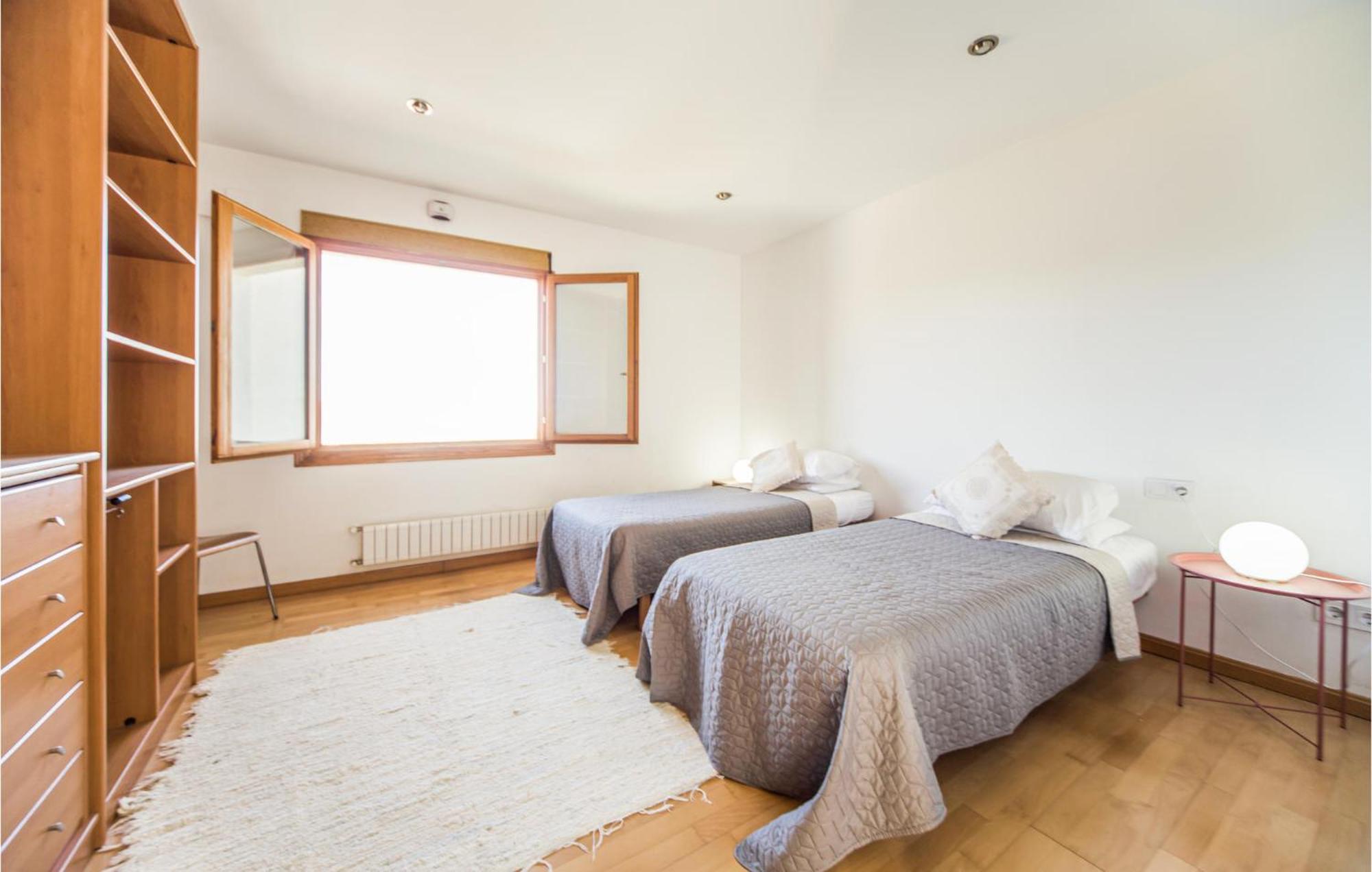 Amazing Home In Ador With Kitchenette 外观 照片